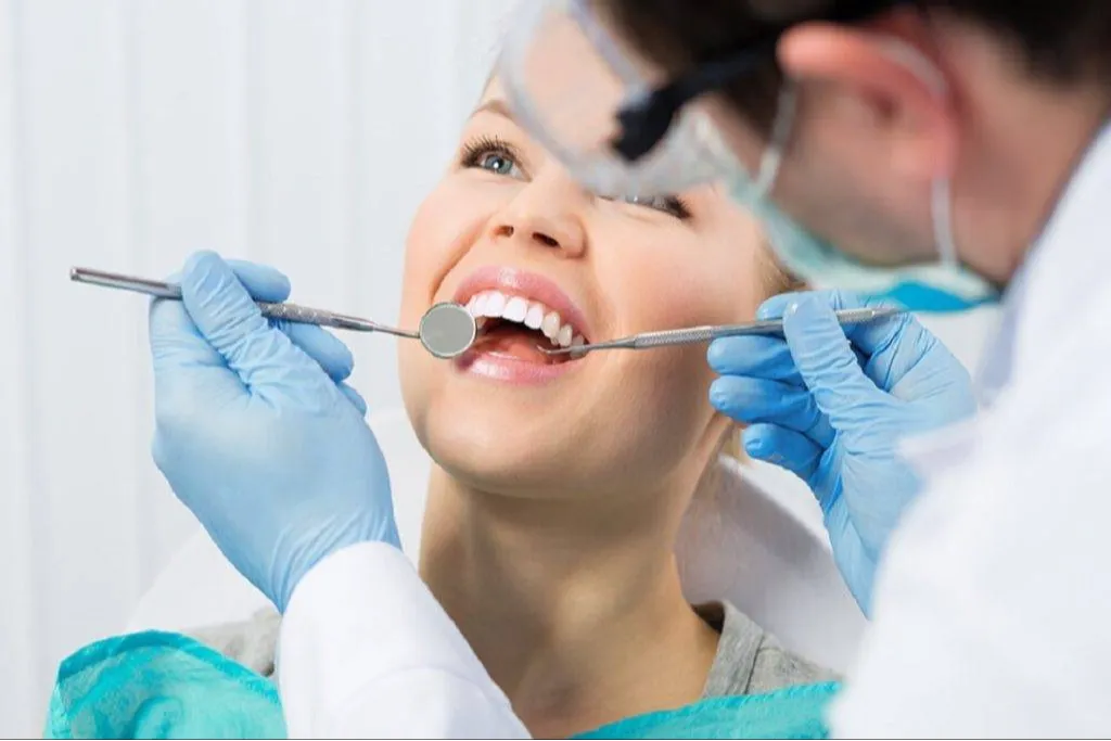 Porcelain and composite dental veneers by Dermatrix clinic Thane and Mumbai 1024x683 1024x683